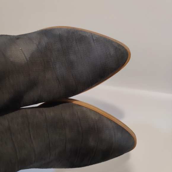 Dolce Vita Women's Gray Snake print Mule - Picture 5 of 9